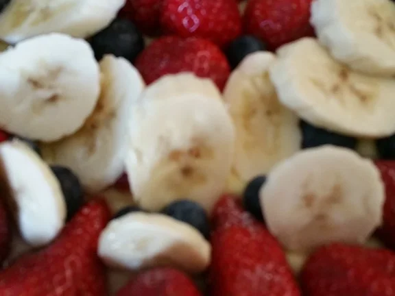 Rezept: Erdbeertorte auf Biskuitboden Bild Nr. 3 Erdbeertorte auf Biskuitboden - Rezept - Bild Nr. 3