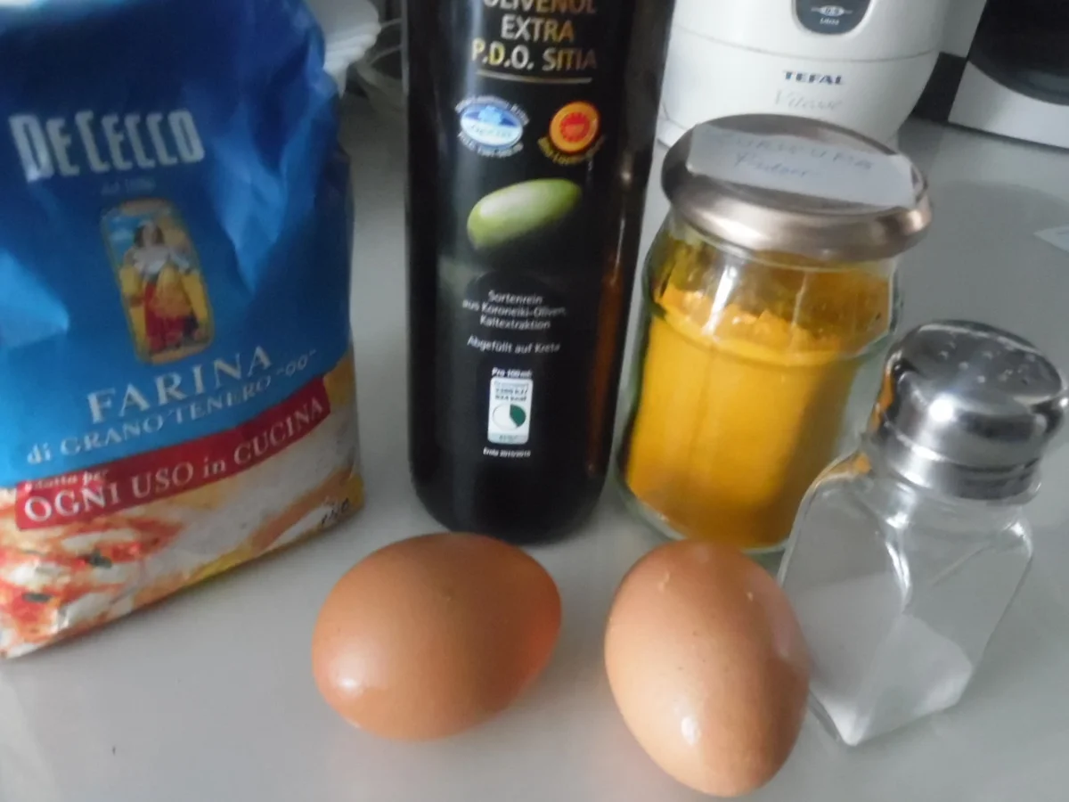 Rezept: Ochsenschwanz-Suppe mit Tortellini-Einlage Bild Nr. 15 Ochsenschwanz-Suppe mit Tortellini-Einlage - Rezept - Bild Nr. 15