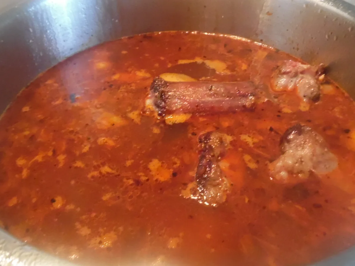 Rezept: Ochsenschwanz-Suppe mit Tortellini-Einlage Bild Nr. 21 Ochsenschwanz-Suppe mit Tortellini-Einlage - Rezept - Bild Nr. 21