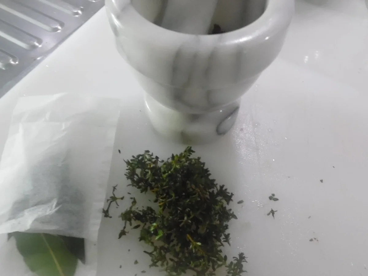 Rezept: Ochsenschwanz-Suppe mit Tortellini-Einlage Bild Nr. 20 Ochsenschwanz-Suppe mit Tortellini-Einlage - Rezept - Bild Nr. 20