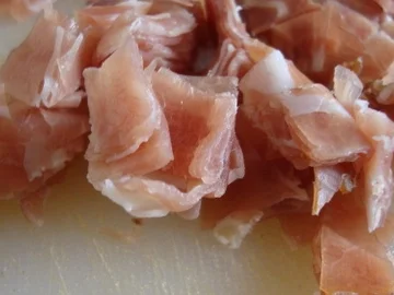 Rezept: Curry-Maiscremesüppchen mit Speck und Pfeffercroutons als Topping Bild Nr. 6 Curry-Maiscremesüppchen mit Speck und Pfeffercroutons als Topping - Rezept - Bild Nr. 6