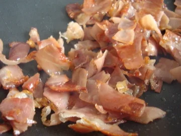 Rezept: Curry-Maiscremesüppchen mit Speck und Pfeffercroutons als Topping Bild Nr. 7 Curry-Maiscremesüppchen mit Speck und Pfeffercroutons als Topping - Rezept - Bild Nr. 7