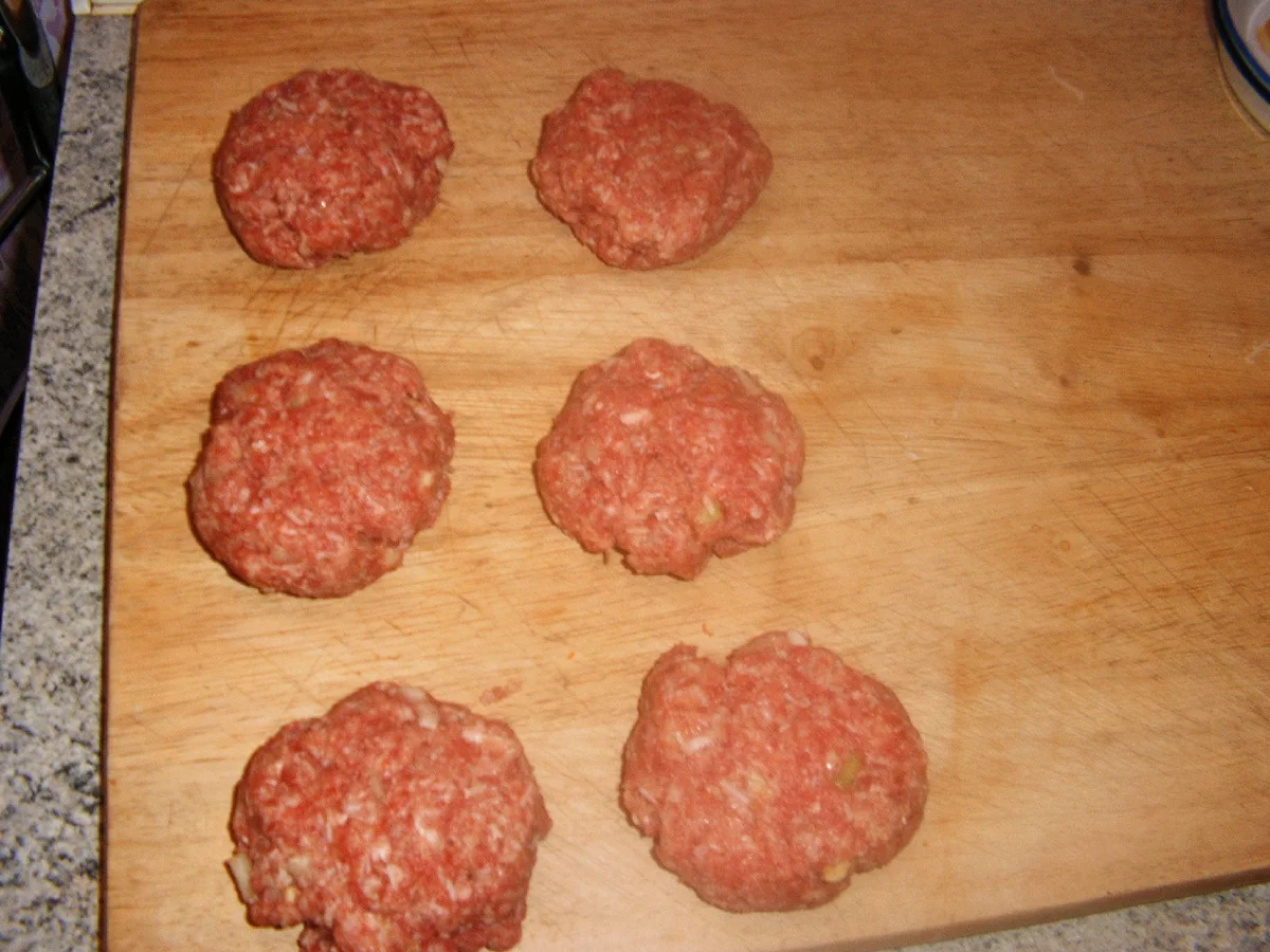 Rezept: Frikadellen überbacken Bild Nr. 5 Frikadellen überbacken - Rezept - Bild Nr. 5