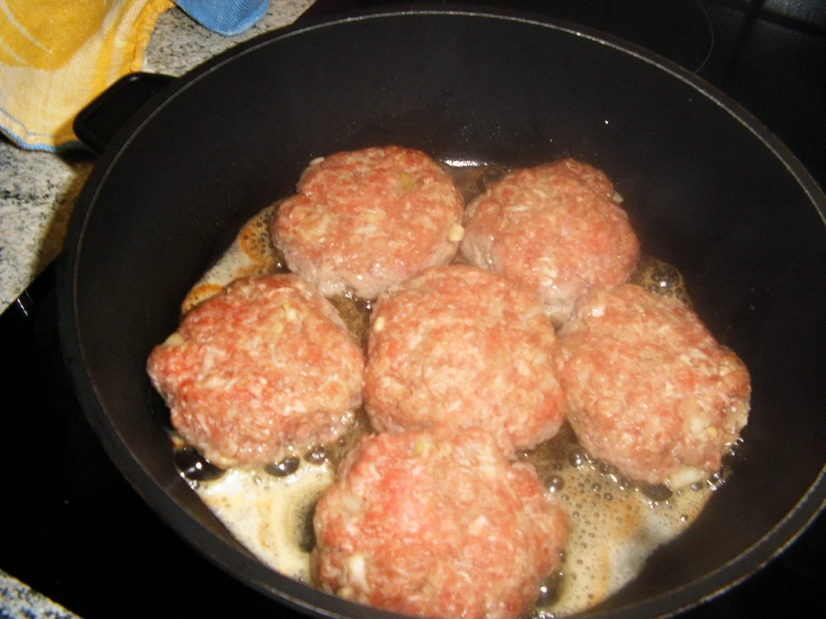 Rezept: Frikadellen überbacken Bild Nr. 7 Frikadellen überbacken - Rezept - Bild Nr. 7