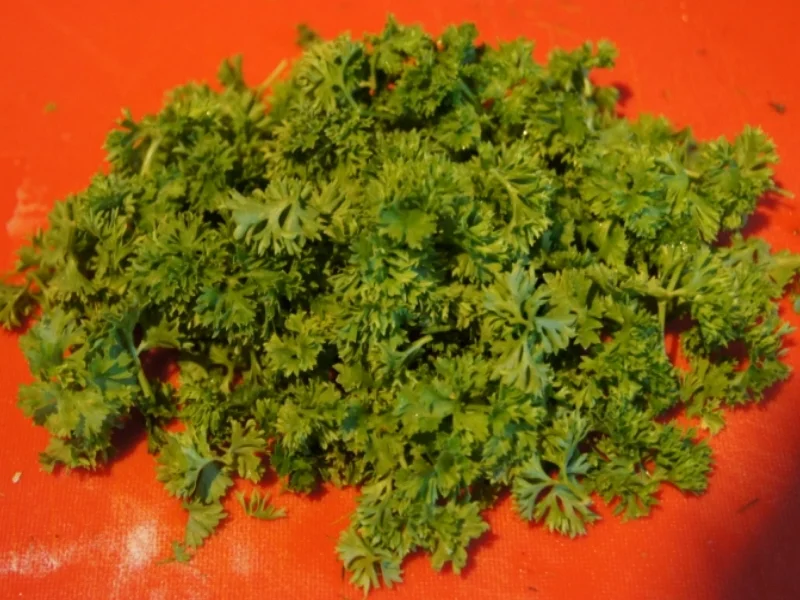 Wachteleier in Kräutersauce mit Frühkartoffeln und Rote Bete - Rezept - Bild Nr. 8