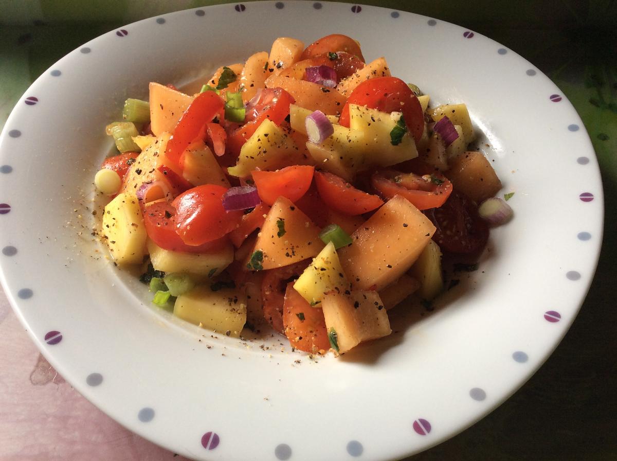 Mango-Melonen-Tomaten-Salat - Rezept - Bild Nr. 2