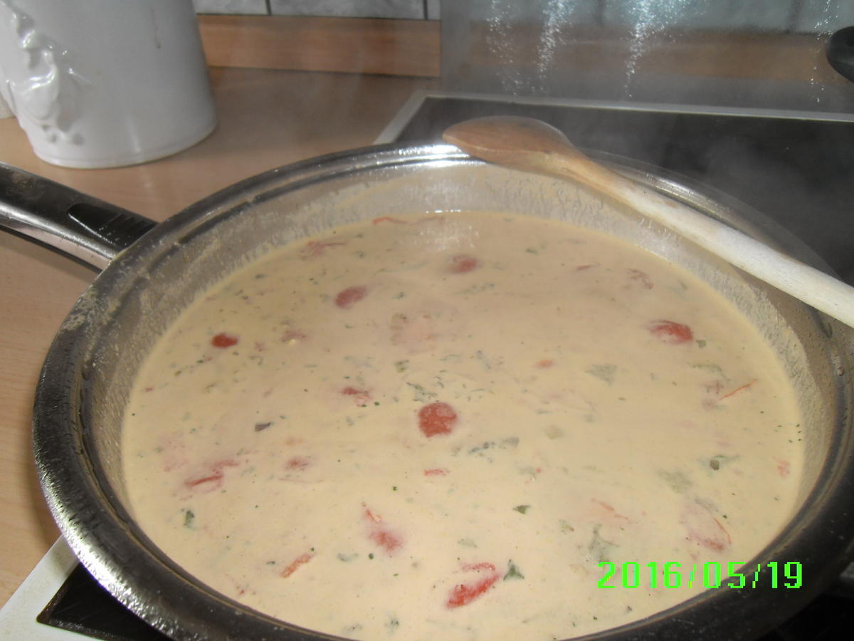 Fleischwurst-Spieß mit Makkaroni und Rotebeete-Salat - Rezept - Bild Nr. 2