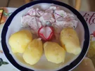 Quark mit Radieschen, Frühlingszwiebel und Pellkartoffeln - Rezept
