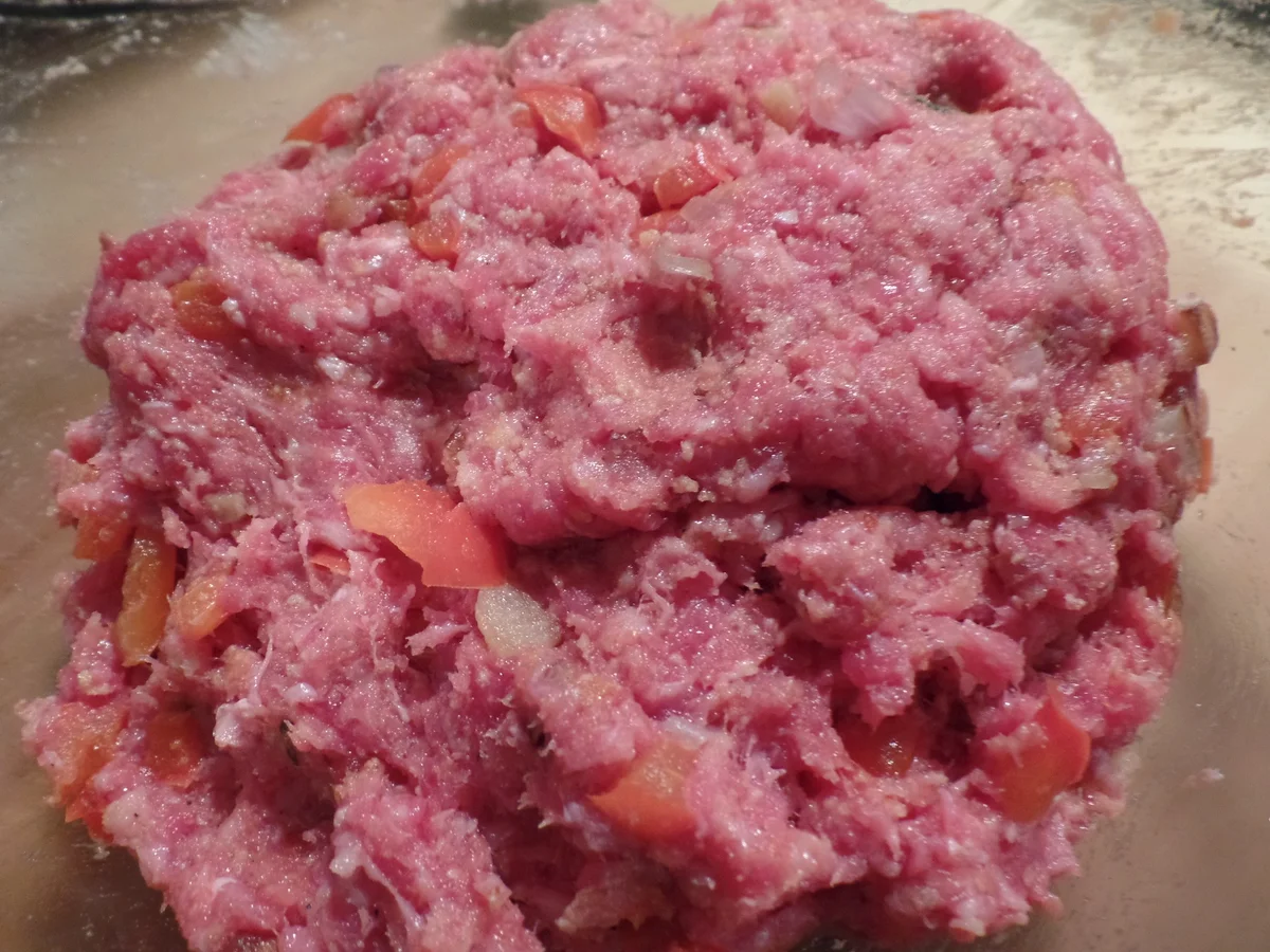 Paprika-Cevapcici auf Knoblauch-Spinat und Feta-Joghurt - Rezept - Bild Nr. 6