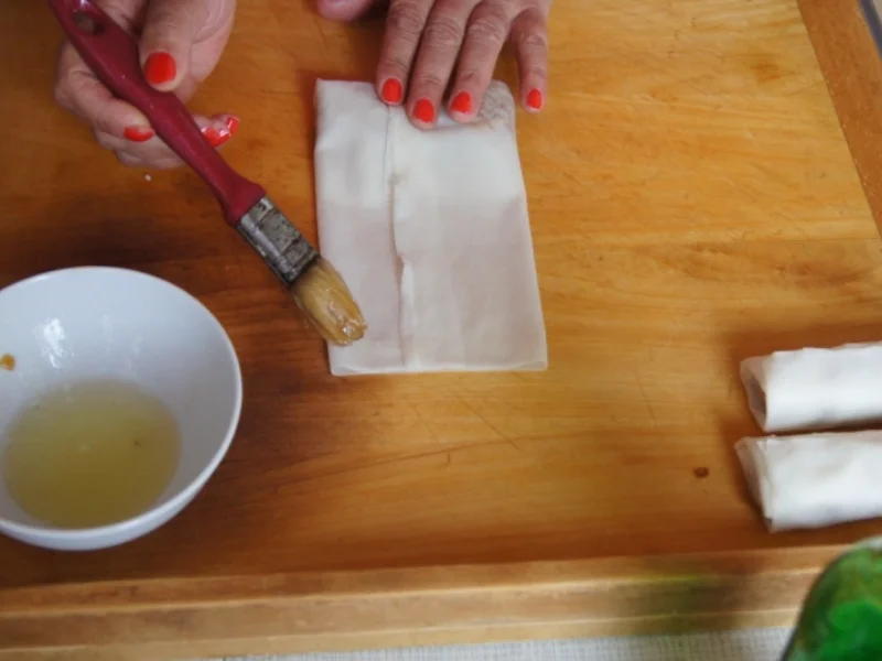 Frühlingsrollen ohne und mit Fleisch - Rezept - Bild Nr. 20