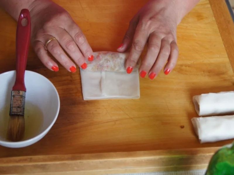 Frühlingsrollen ohne und mit Fleisch - Rezept - Bild Nr. 21