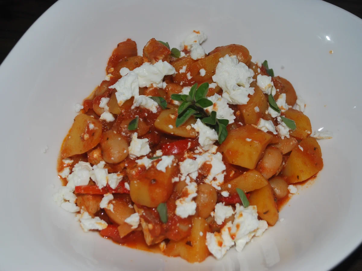 Rezept: Griechische Hähnchen-Kartoffel-Pfanne Griechische Hähnchen-Kartoffel-Pfanne - Rezept