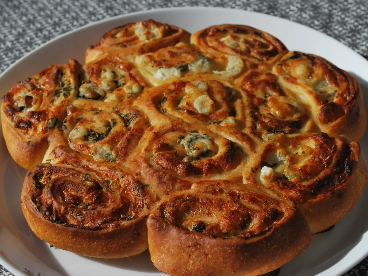 Gekräutertes Pizzabrot - Rezept
