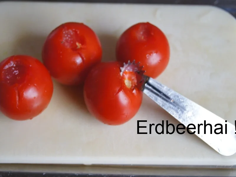 Pazifik Wildlachsfilet mit Pellkartoffeln und Tomaten-Gurken-Salat - Rezept - Bild Nr. 6
