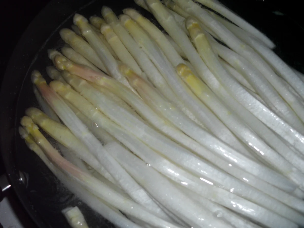 Rezept: Spargel in Bierteig Bild Nr. 2 Spargel in Bierteig - Rezept - Bild Nr. 2