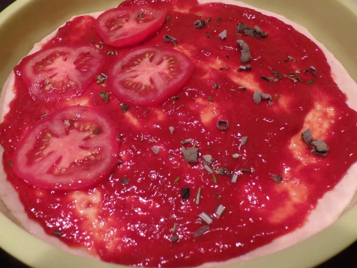 Brokkoli-Pizza mit Feta - Rezept - Bild Nr. 3