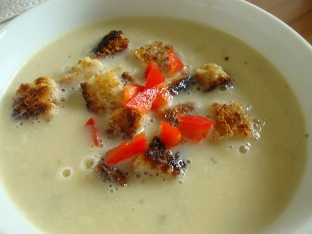 Cremesüppchen aus Sellerie & Apfel mit Butter Ingwer Croûtons - Rezept - Bild Nr. 11