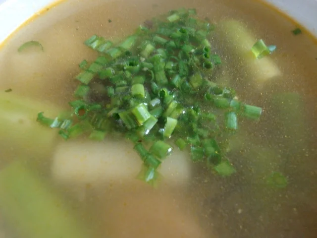 Rezept: Spargelsüppchen mit einer Einlage aus Käsenocken Bild Nr. 10 Spargelsüppchen mit einer Einlage aus Käsenocken - Rezept - Bild Nr. 10