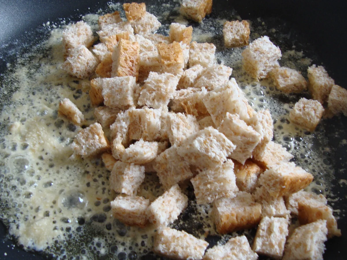 Kartoffel-Paprikacremesüppchen mit NussCroutons - Rezept - Bild Nr. 12