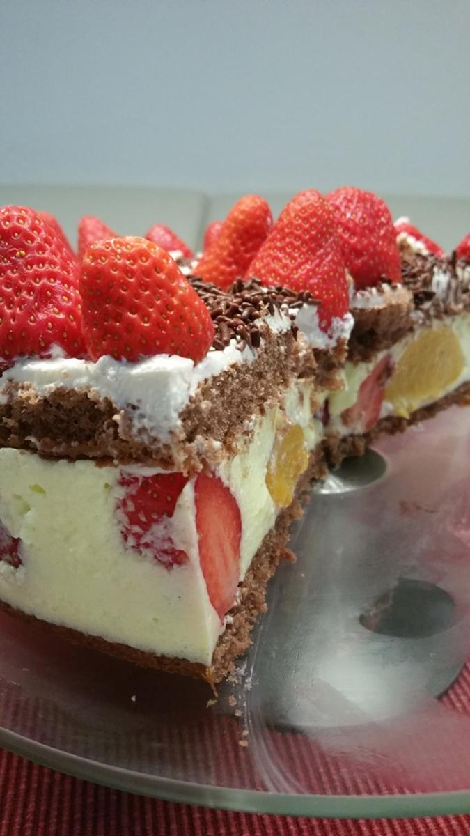 Erdbeer-Pfirsich-Joghurt Torte - Rezept - Bild Nr. 15