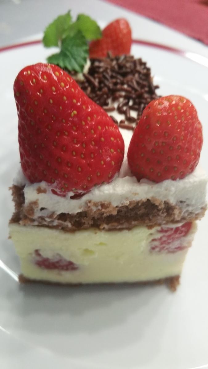 Erdbeer-Pfirsich-Joghurt Torte - Rezept - Bild Nr. 14