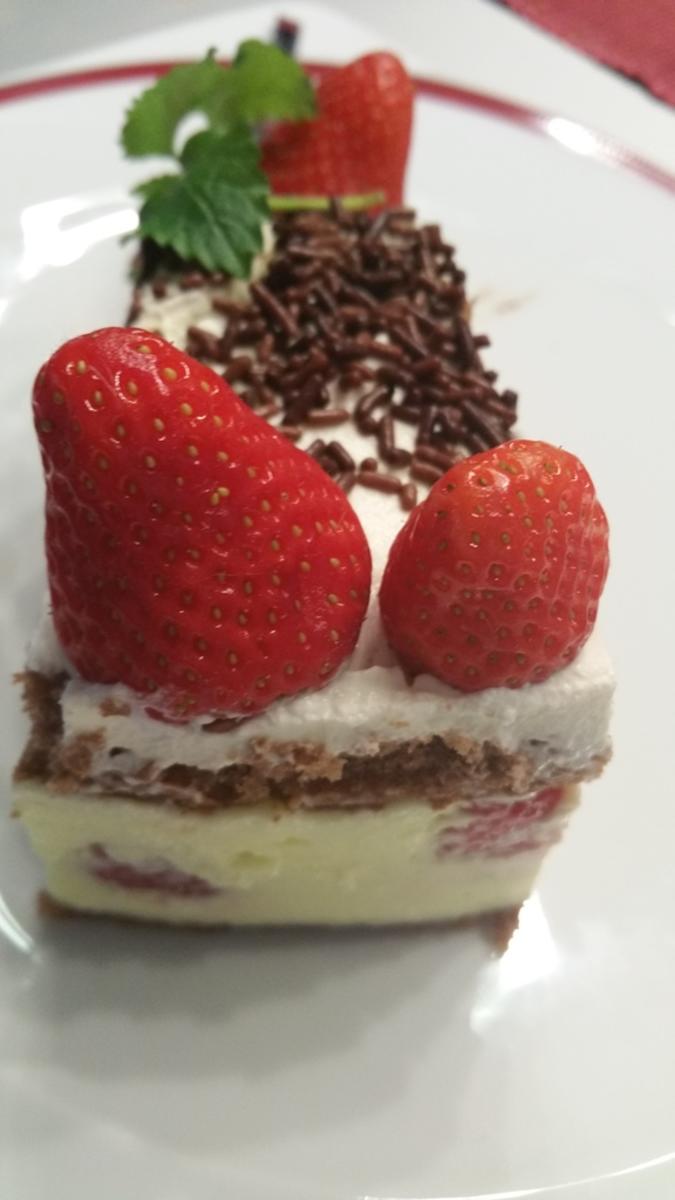 Erdbeer-Pfirsich-Joghurt Torte - Rezept - Bild Nr. 18