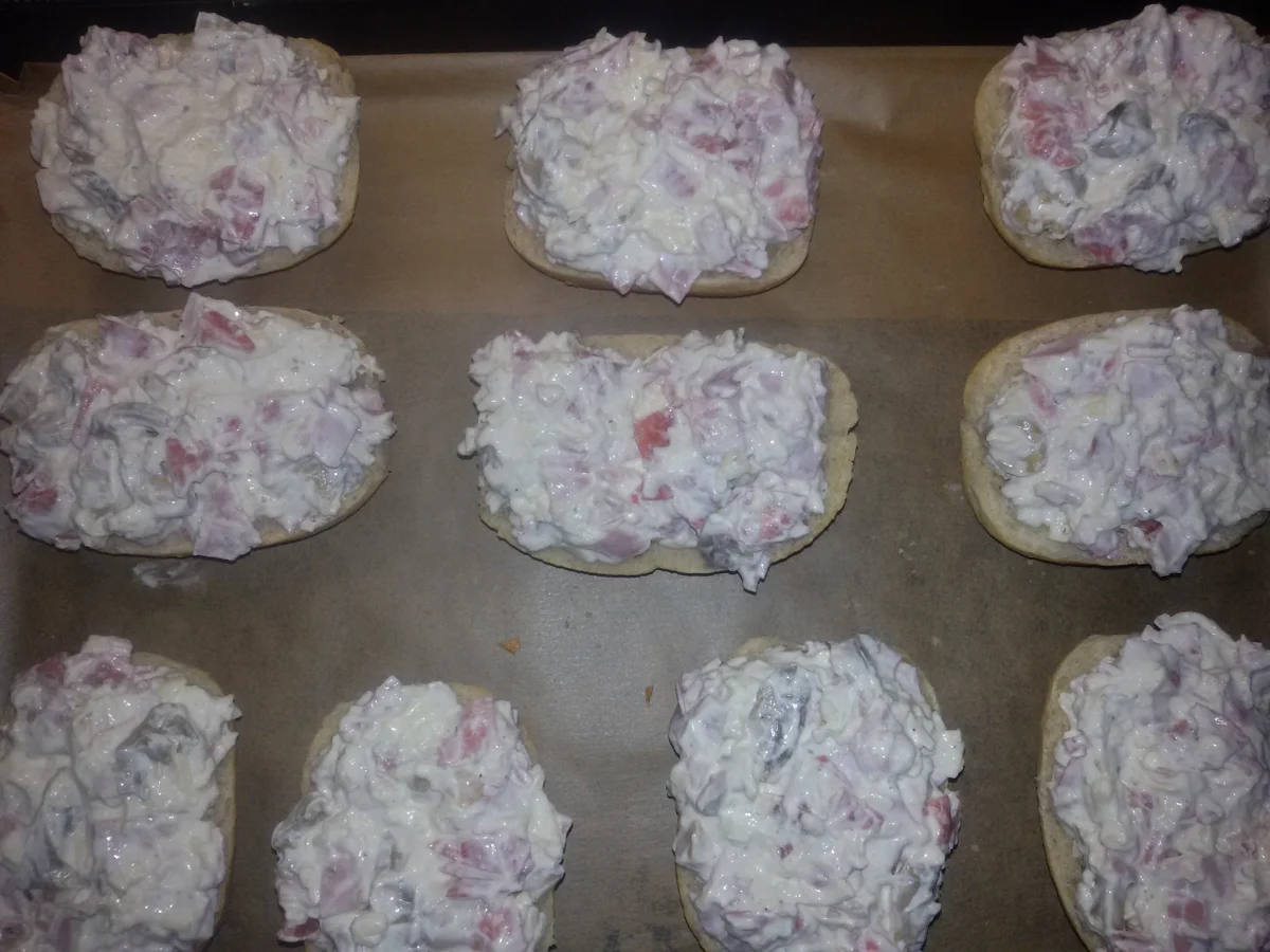 Pizzabrötchen - Rezept