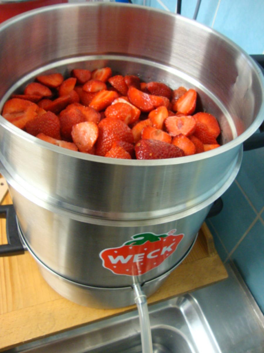 Erdbeergelee mit Erdbeeren und Limettensaft - Rezept mit Bild - kochbar.de