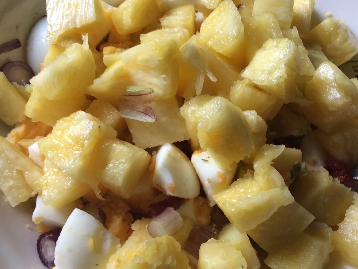 Rezept: Eiersalat mit Ananas und Kokosmilch Bild Nr. 4 Eiersalat mit Ananas und Kokosmilch - Rezept - Bild Nr. 4