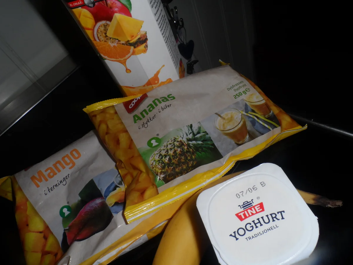 Rezept: BiNe ` S GELBER SMOOTHIE BiNe ` S GELBER SMOOTHIE - Rezept