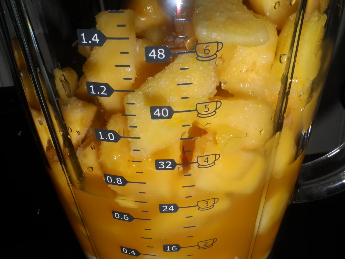 Rezept: BiNe ` S GELBER SMOOTHIE Bild Nr. 2 BiNe ` S GELBER SMOOTHIE - Rezept - Bild Nr. 2