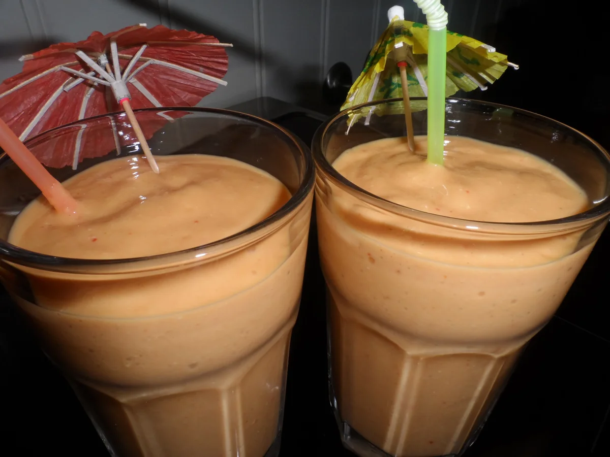 Rezept: BiNe ` S GELBER SMOOTHIE Bild Nr. 6 BiNe ` S GELBER SMOOTHIE - Rezept - Bild Nr. 6