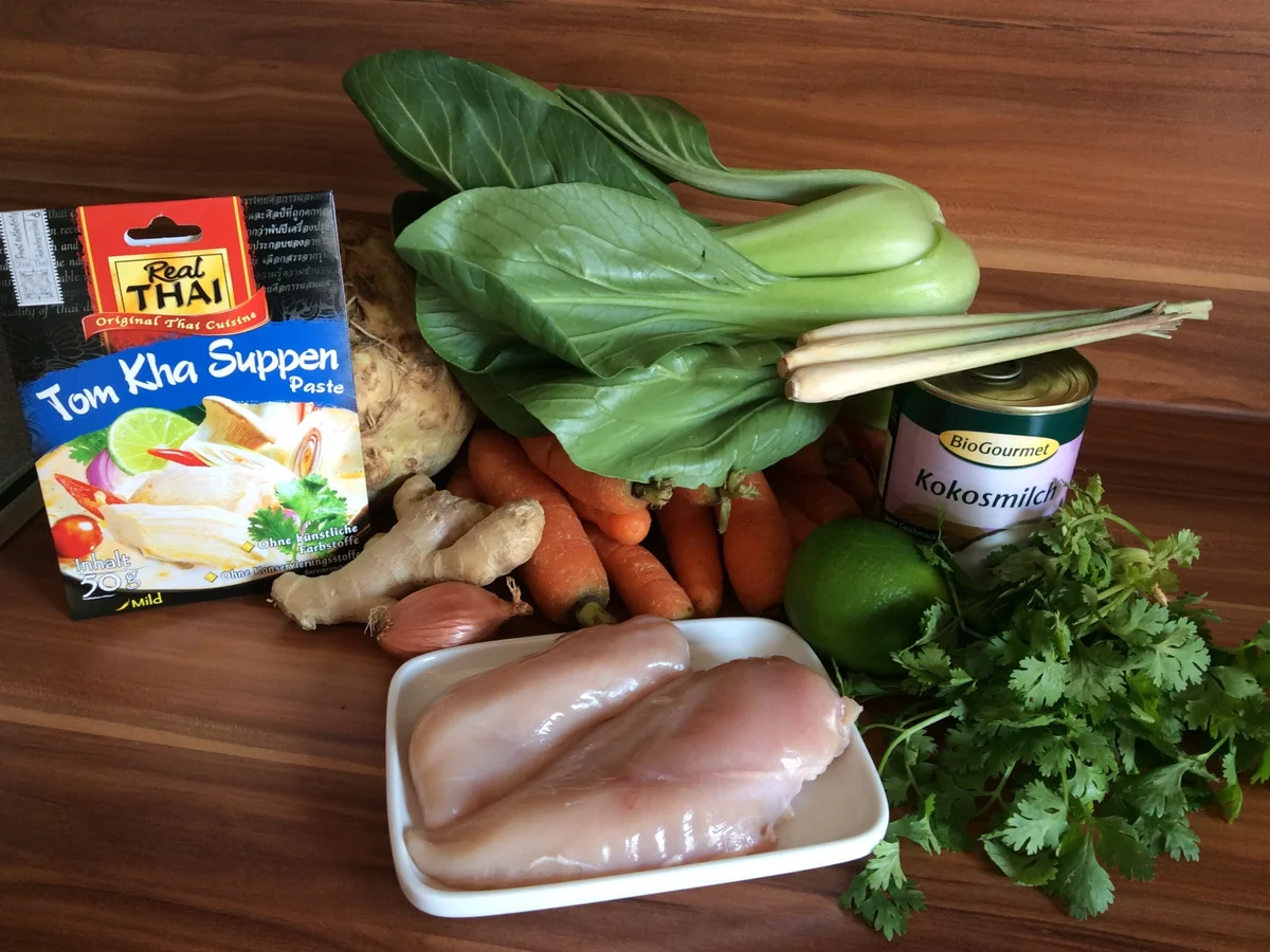 Tom Kha Gai - Thai Suppe mit Pak Choi - Rezept - Bild Nr. 2