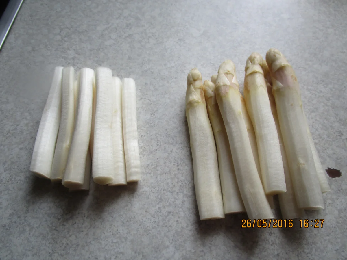 Spargel-Blätterteigtaschen überbacken - Rezept - Bild Nr. 6