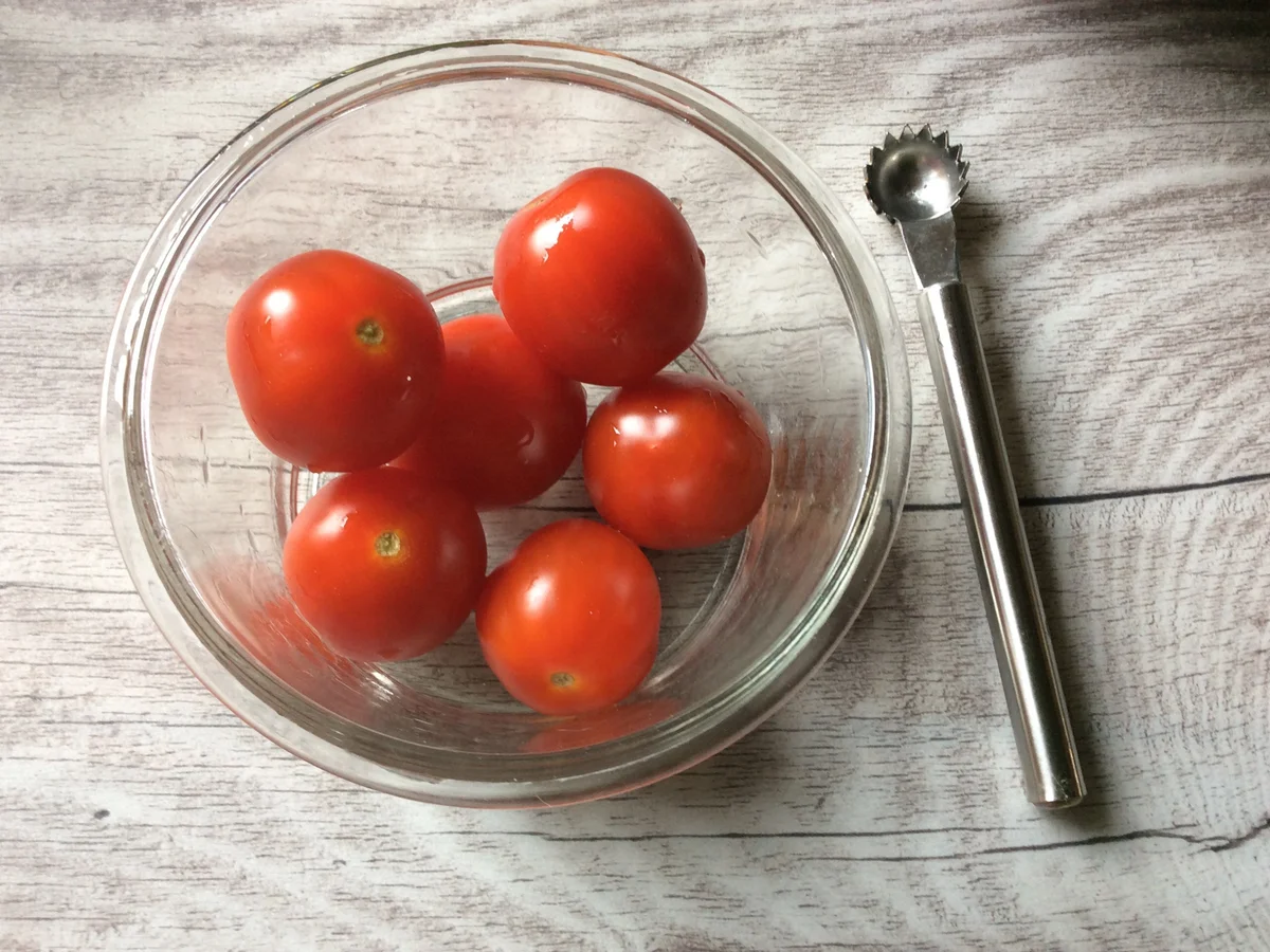 Rezept: Feurige Tomaten-Käse-Creme mit Pistazien Bild Nr. 5 Feurige Tomaten-Käse-Creme mit Pistazien - Rezept - Bild Nr. 5