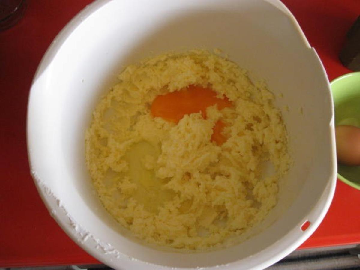 Bananen Kirsch Kuchen - schnell &amp; einfach - von manschie