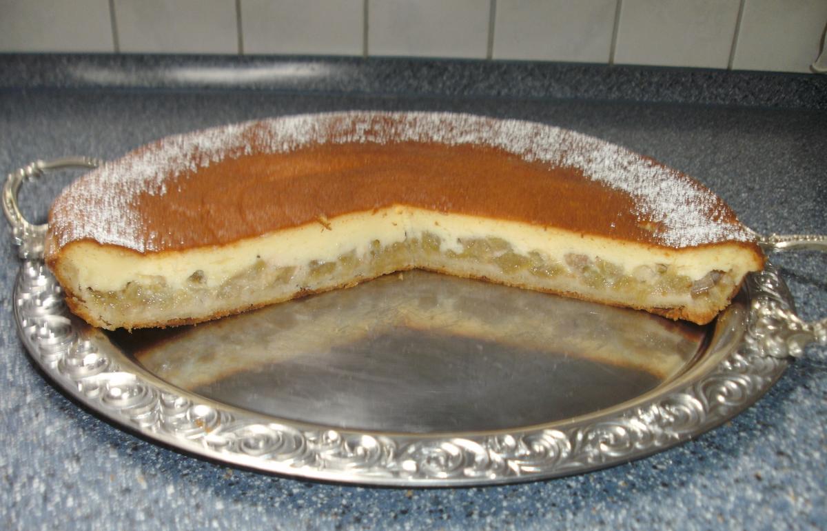 Rhabarberkuchen mit Sauerrahmguss - Rezept - Bild Nr. 2