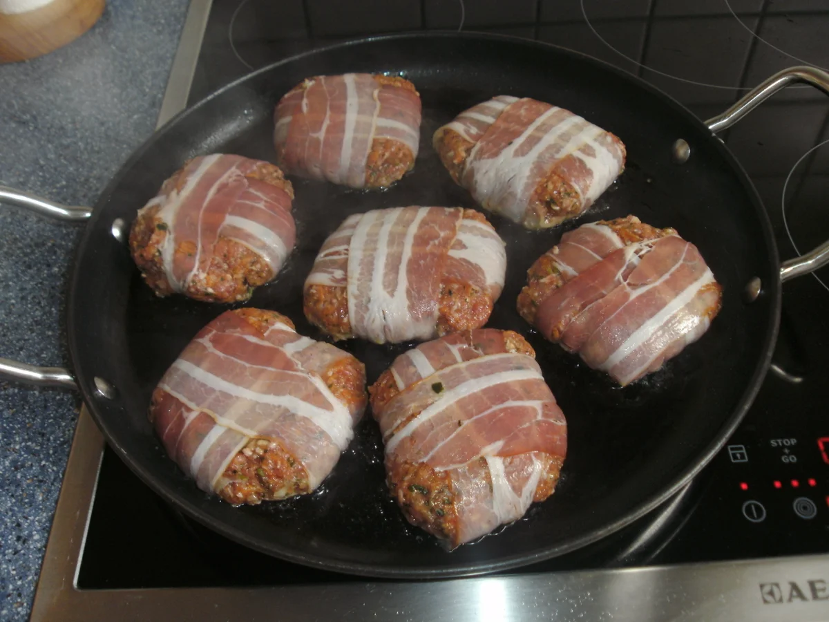 Frikadellen im Speckmantel - Rezept - Bild Nr. 3