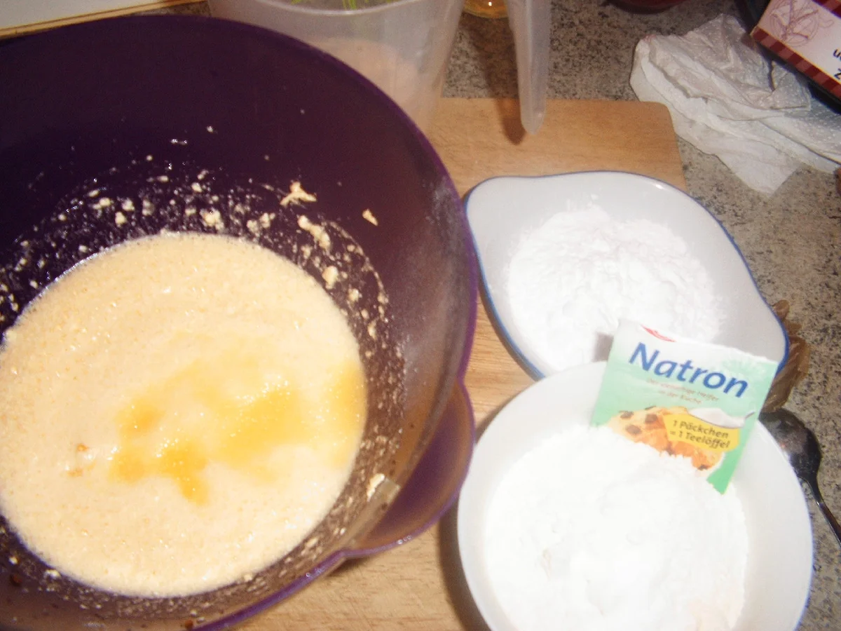 Rhabarber-Pudding-Streusel-Kuchen - Rezept - Bild Nr. 4