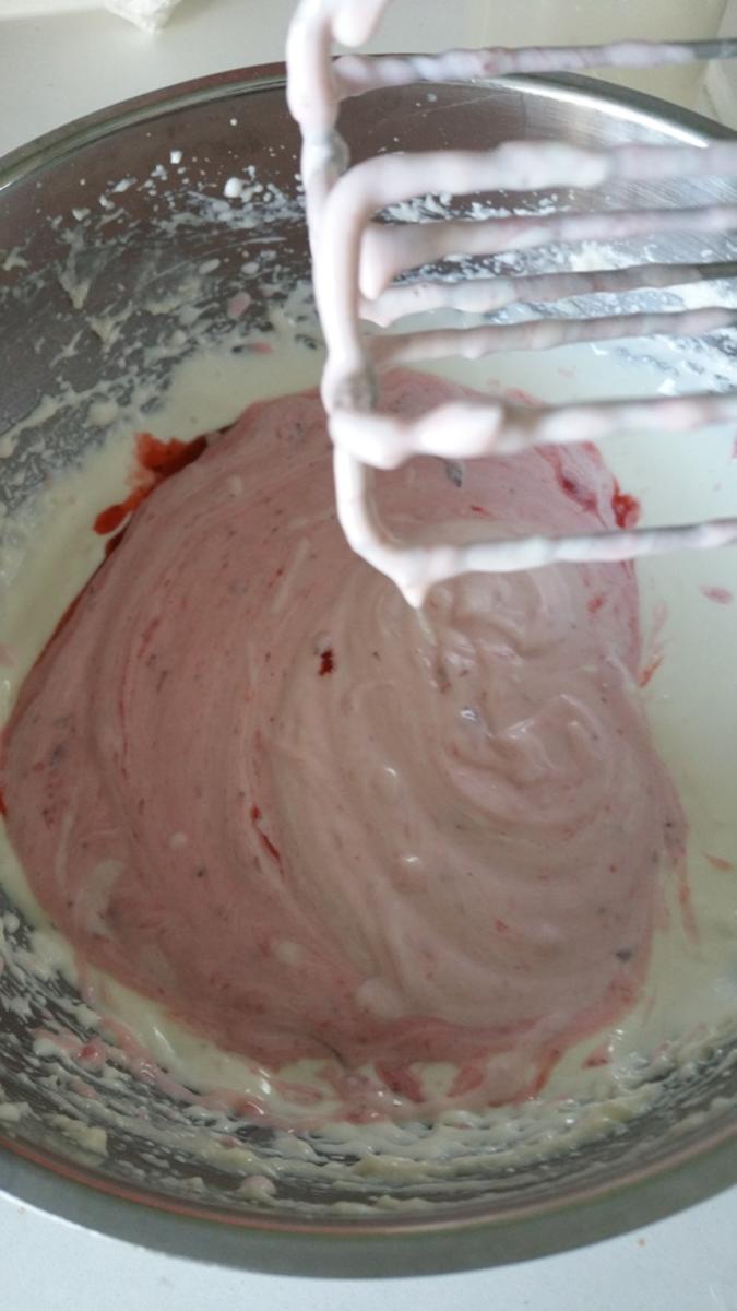 Erdbeer Joghurt Eistorte - Rezept - Bild Nr. 19