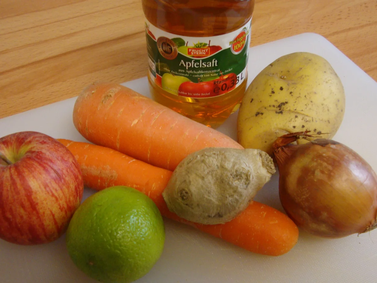 Möhrensüppchen mit Apfeleinlage - Rezept - Bild Nr. 2