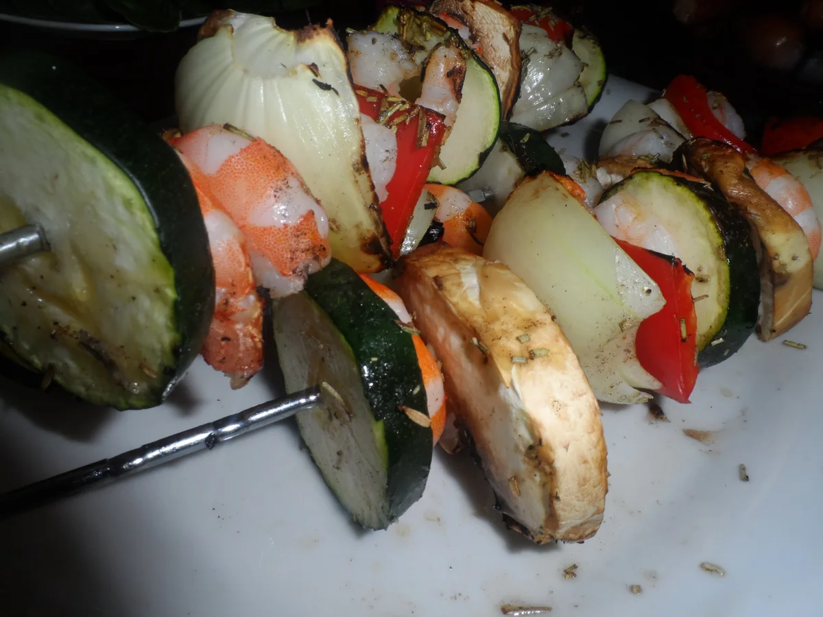 Rezept: BiNe` S GARNELEN - GEMÜSESPIESSE Bild Nr. 6 BiNe` S GARNELEN - GEMÜSESPIESSE - Rezept - Bild Nr. 6