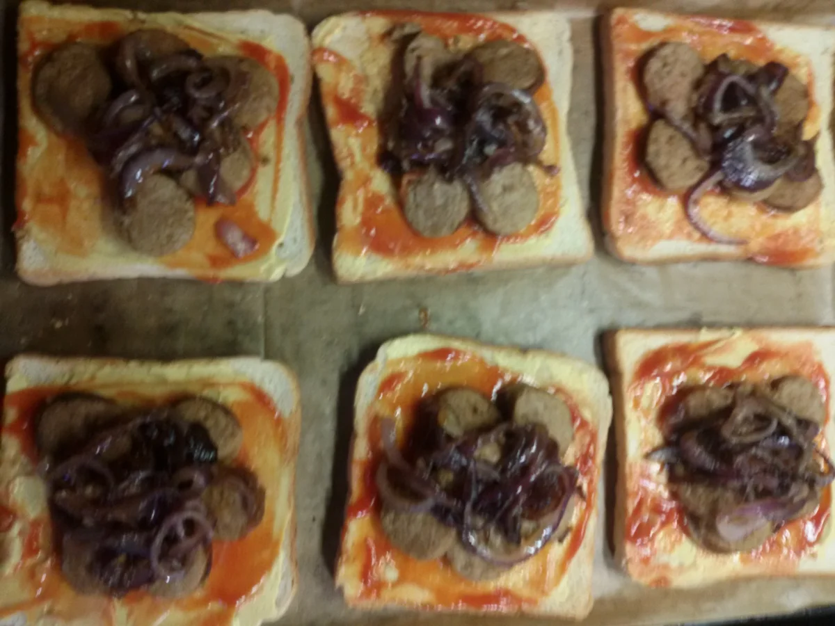 Rezept: Bratwurst - Toast Bild Nr. 2 Bratwurst - Toast - Rezept - Bild Nr. 2