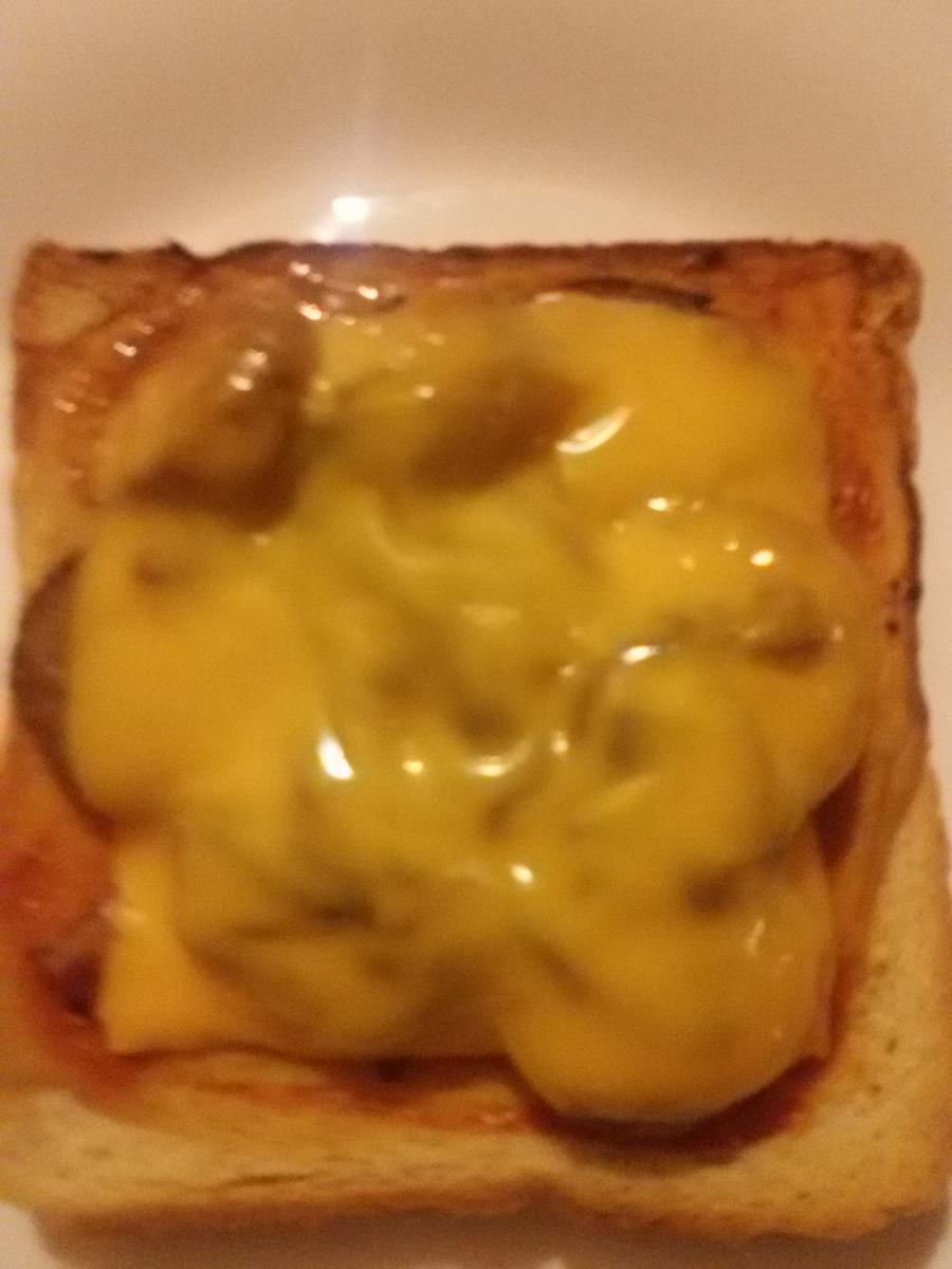 Bratwurst - Toast - Rezept - Bild Nr. 4