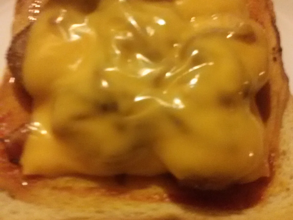 Rezept: Bratwurst - Toast Bild Nr. 5 Bratwurst - Toast - Rezept - Bild Nr. 5