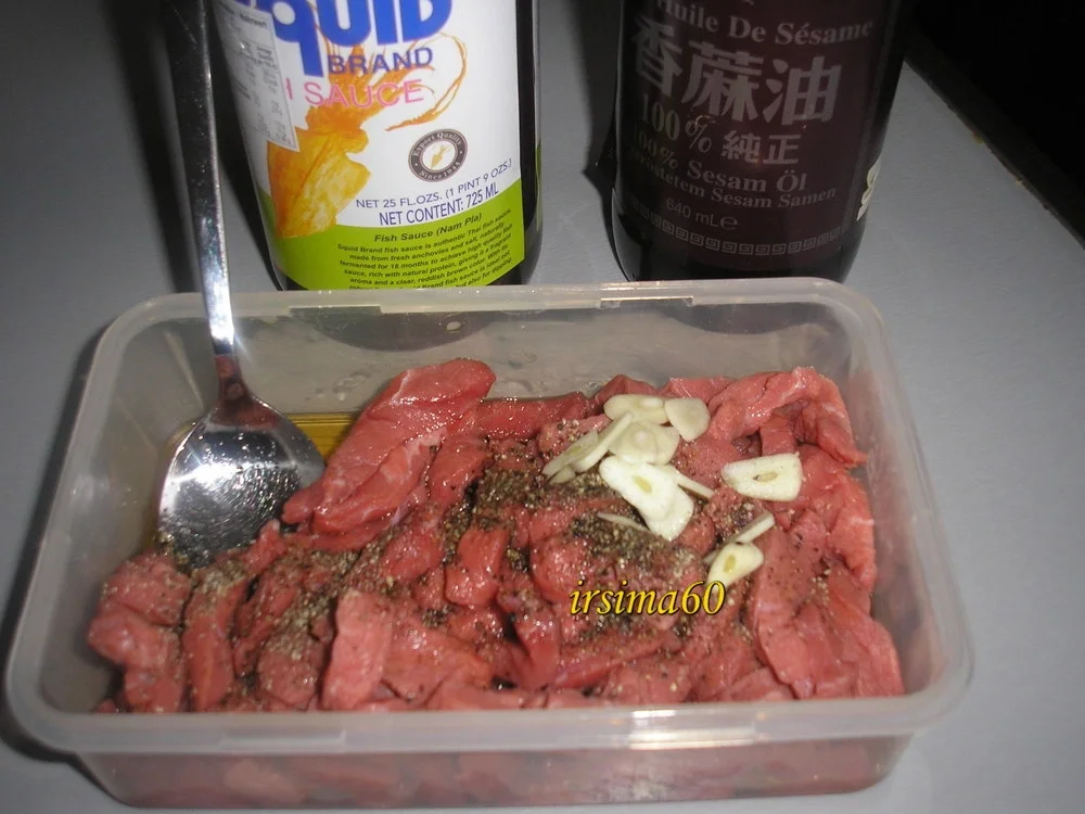 Rezept: Rindfleischstreifen mit grünen Spargel und Champignons Bild Nr. 2 Rindfleischstreifen mit grünen Spargel und Champignons - Rezept - Bild Nr. 2