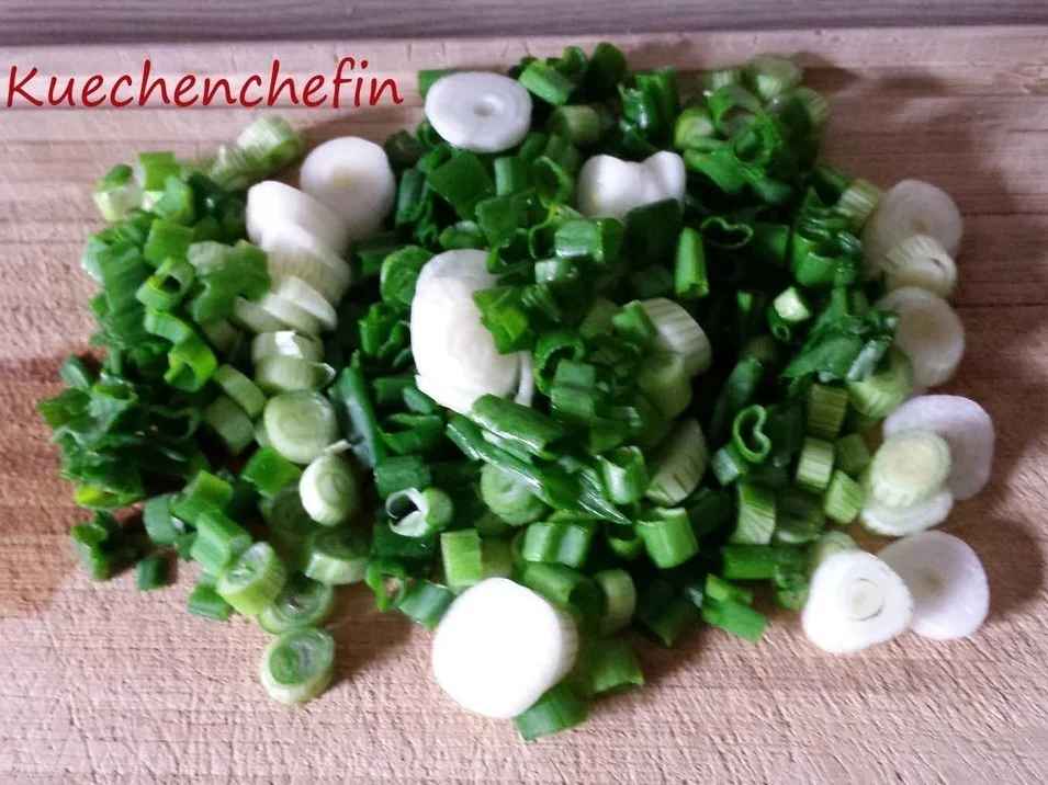 Rezept: Makkaroni mit etwas schärferer Tomatensauce Bild Nr. 4 Makkaroni mit etwas schärferer Tomatensauce - Rezept - Bild Nr. 4