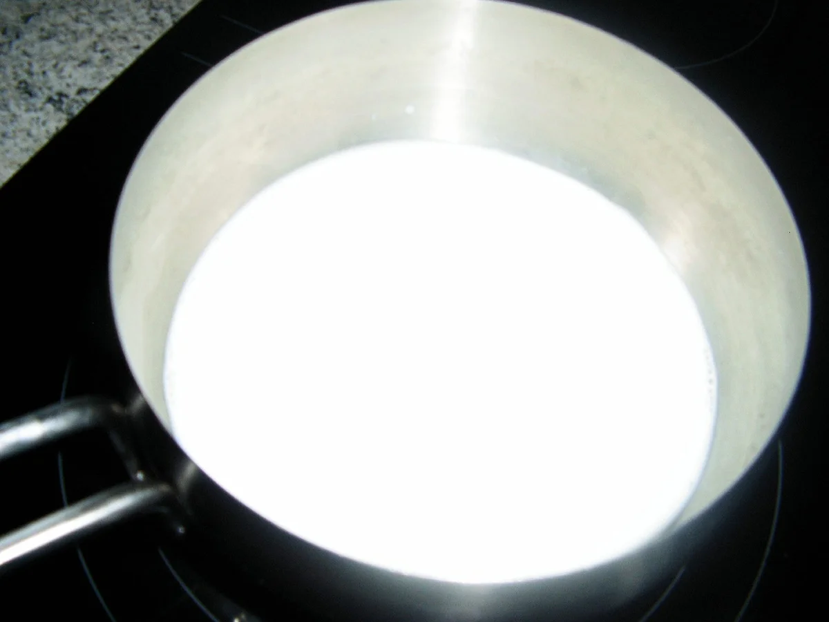 Rezept: Rhabarber-Eierlikör-Pudding Bild Nr. 4 Rhabarber-Eierlikör-Pudding - Rezept - Bild Nr. 4