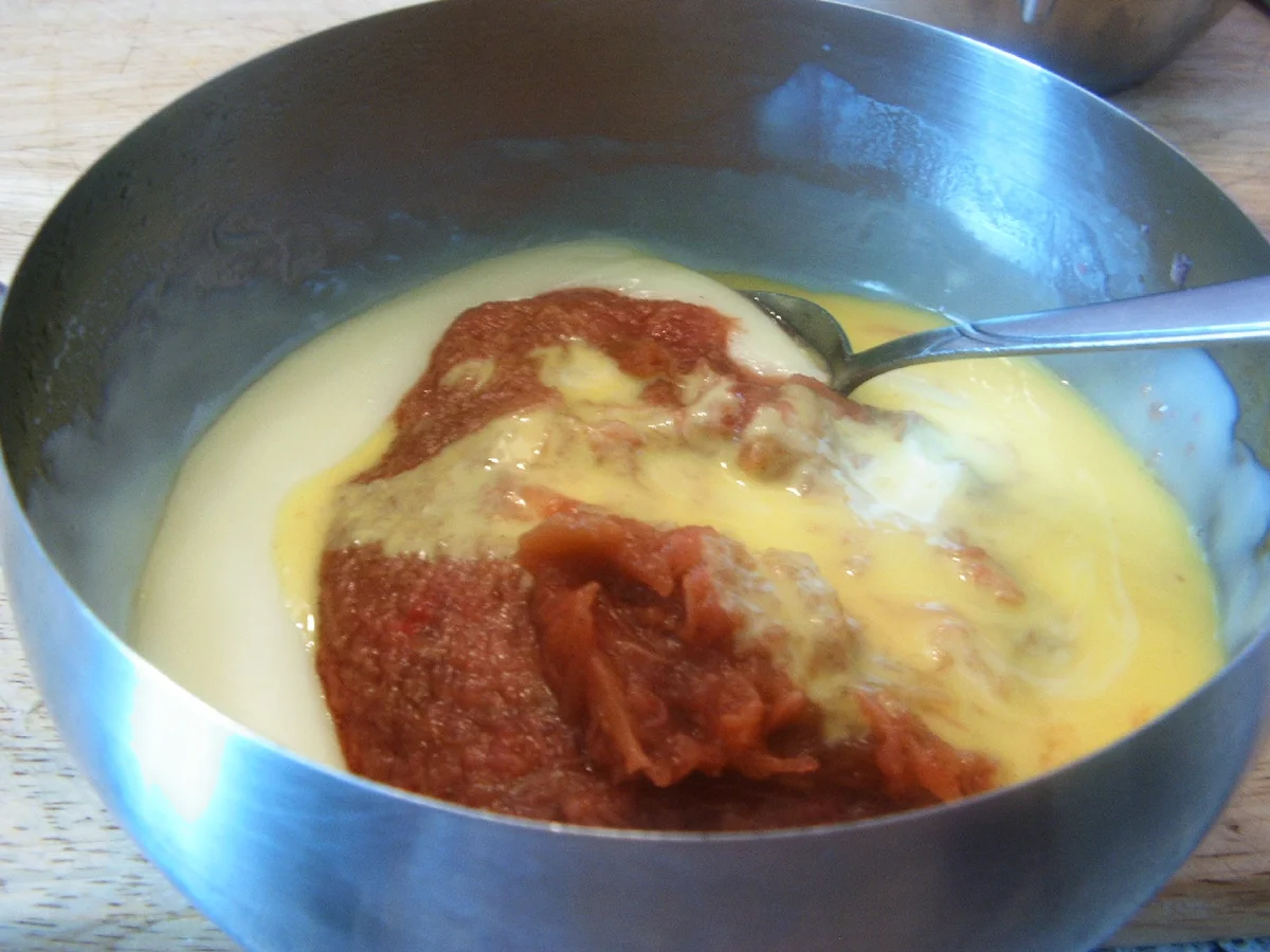 Rezept: Rhabarber-Eierlikör-Pudding Bild Nr. 7 Rhabarber-Eierlikör-Pudding - Rezept - Bild Nr. 7