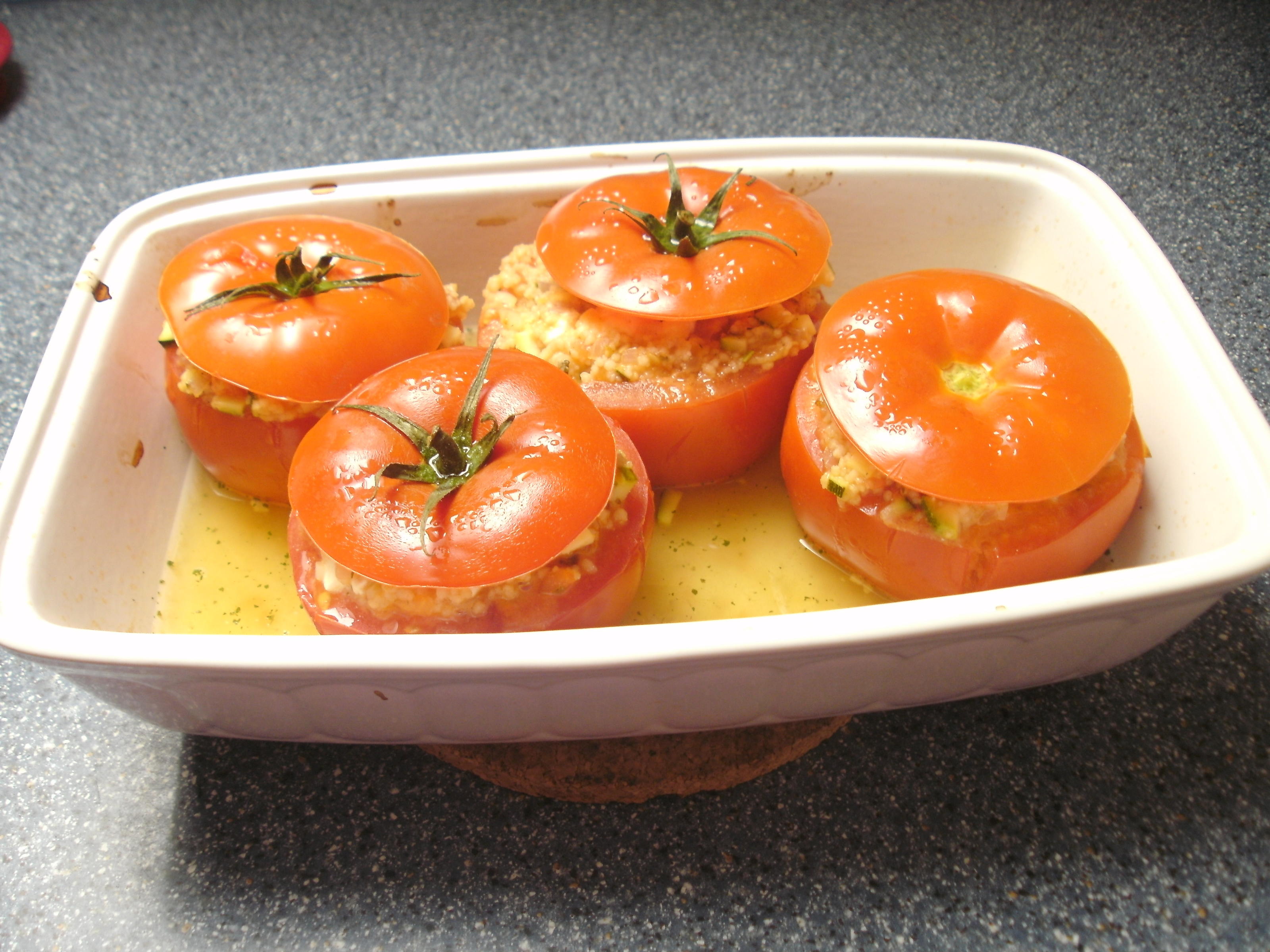 Bilder für Gefüllte Tomaten mit Couscous - Rezept